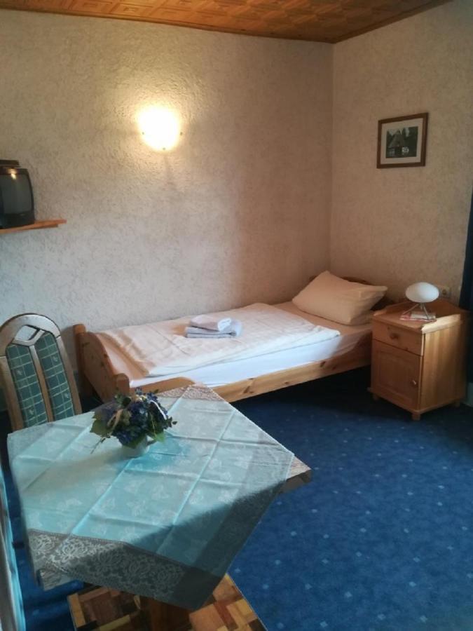Reit- Und Ferienhof Emstal Fritzlar Bagian luar foto